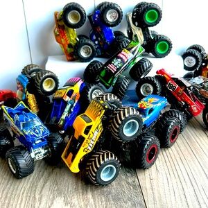 Monster Trucks Gravedigger Shocker and more